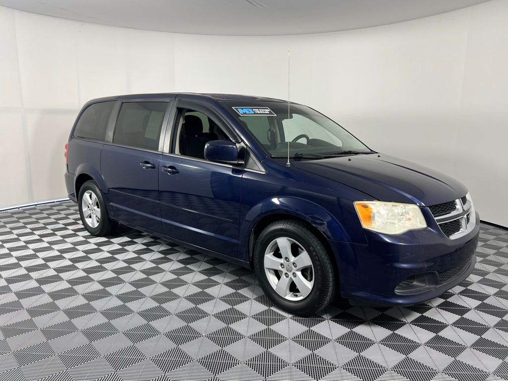 2013 Dodge Grand Caravan SE photo 2