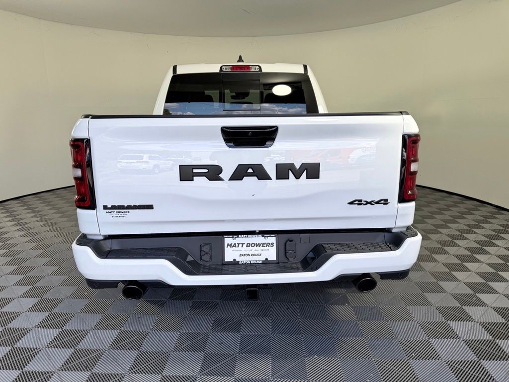 New 2027 Ram 1500 LARAMIE CREW CAB 4X4 Pickup