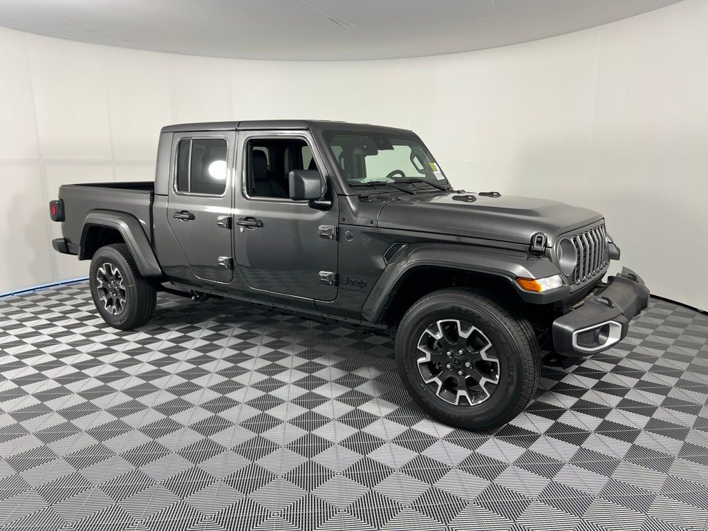 2025 Jeep Gladiator Sport S photo 2