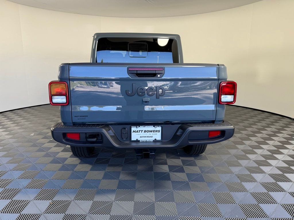 New 2025 Jeep Gladiator SPORT S 4X4 Pickup