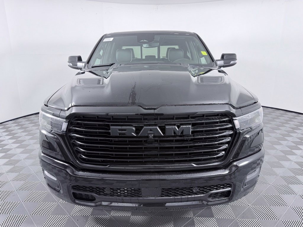 New 2027 Ram 1500 LARAMIE CREW CAB 4X4 Pickup