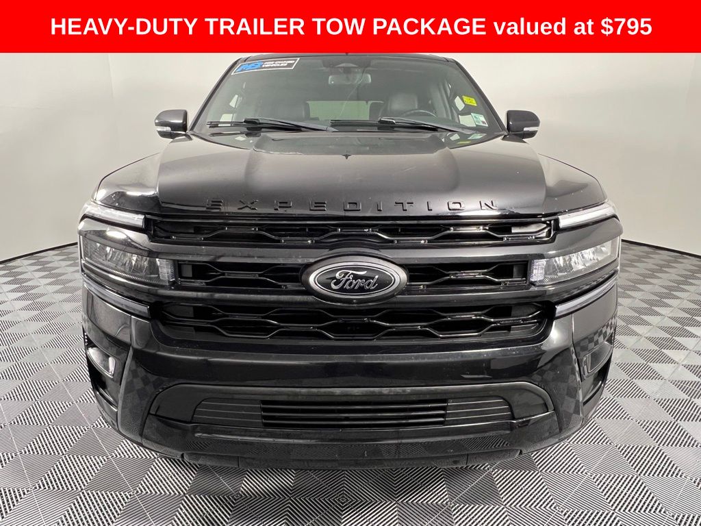 2023 Ford Expedition Limited photo 3