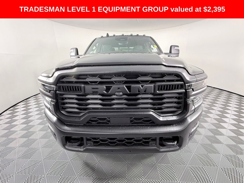 New 2027 Ram 3500 TRADESMAN CREW CAB 4X4 Pickup