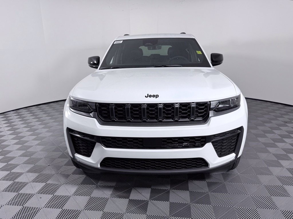 New 2027 Jeep Grand Cherokee LAREDO ALTITUDE 4X2 Sport Utility