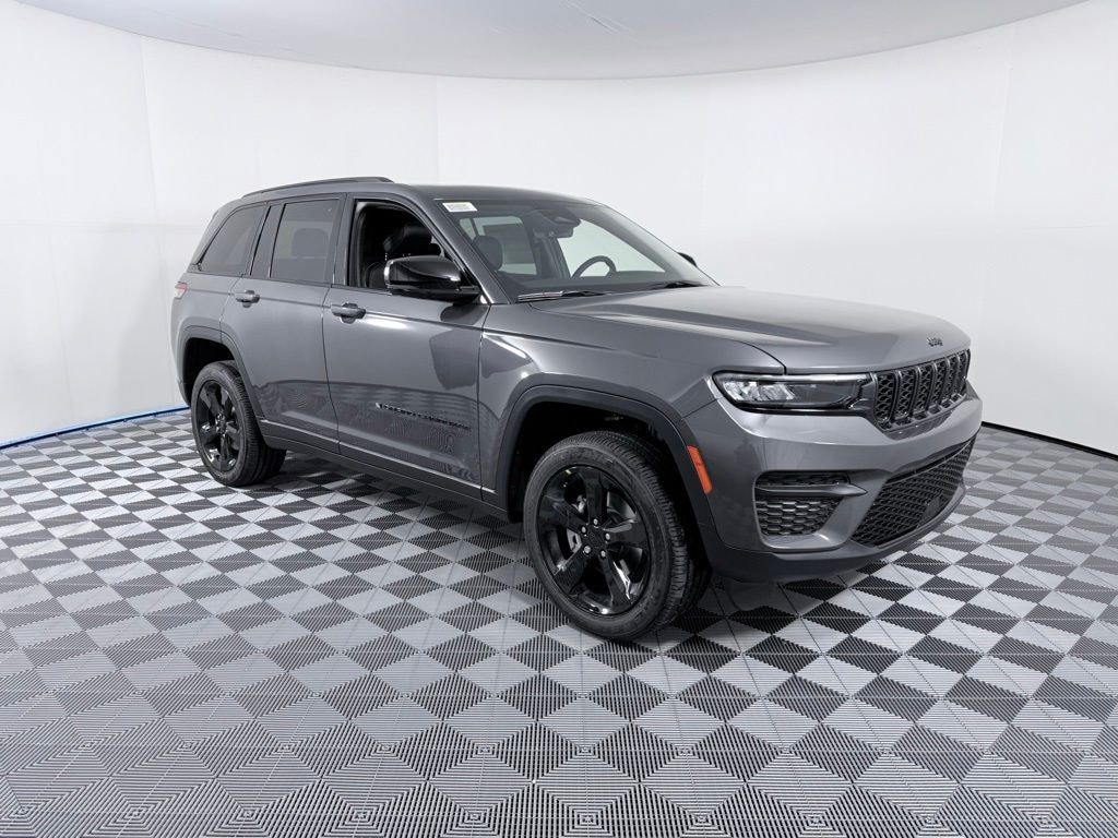 New 2025 Jeep Grand Cherokee ALTITUDE X 4X2 Sport Utility