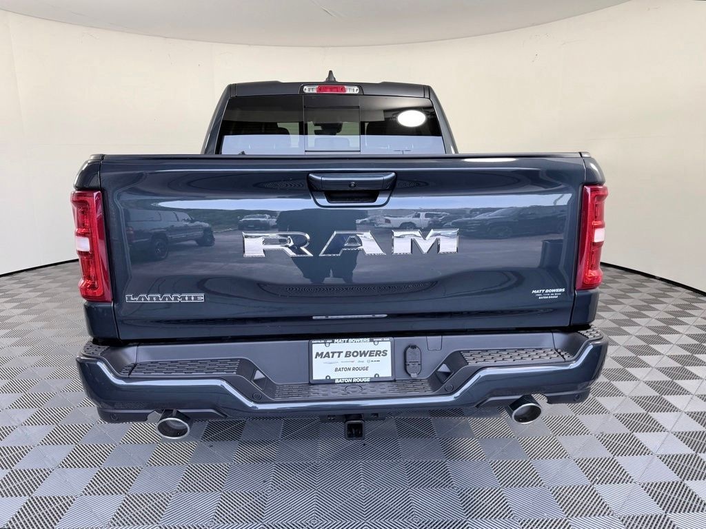 New 2026 Ram 1500 LARAMIE CREW CAB 4X2 5'7 BOX Pickup