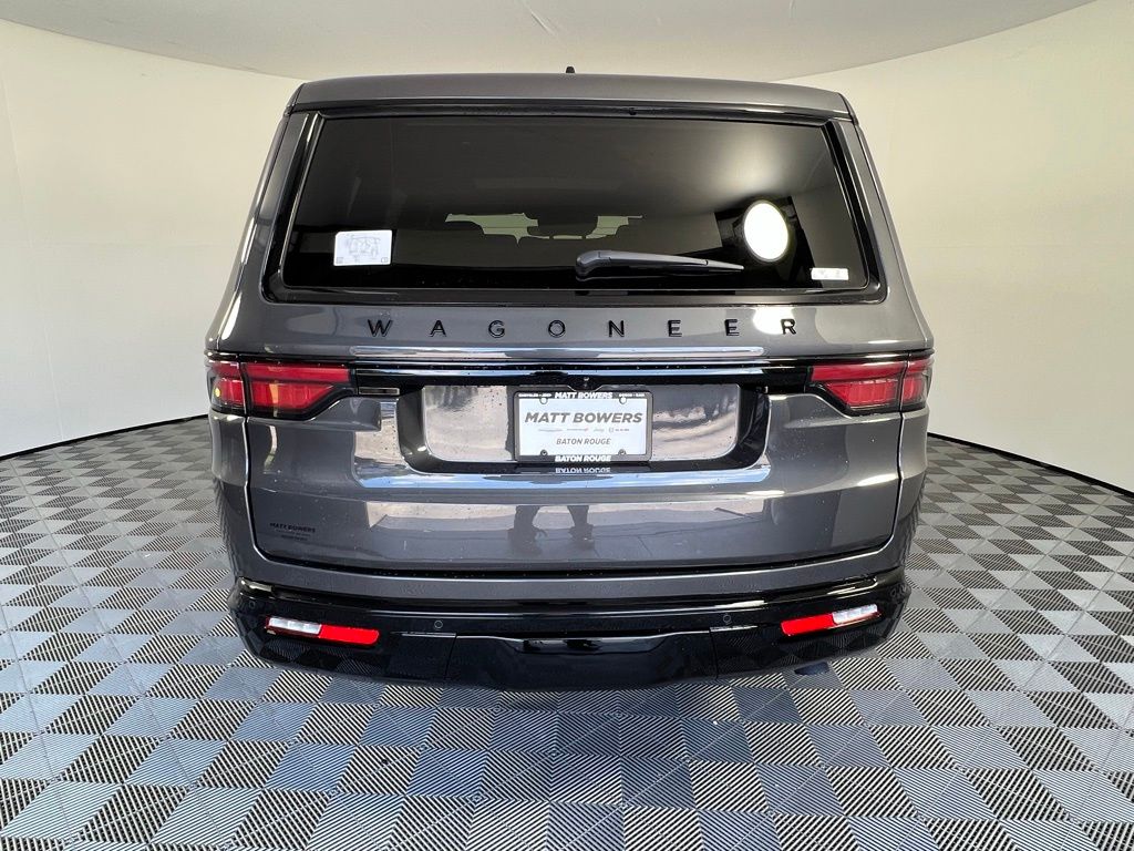 2025 Jeep Wagoneer Carbide photo 4