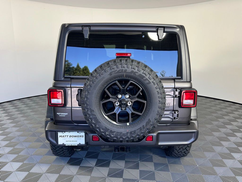 2025 Jeep Wrangler Willys photo 4