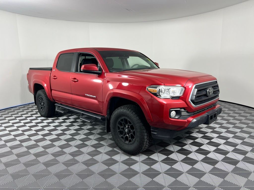 2021 Toyota Tacoma photo 2