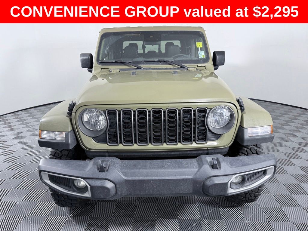 Used 2025 Jeep Gladiator Sport Truck Crew Cab