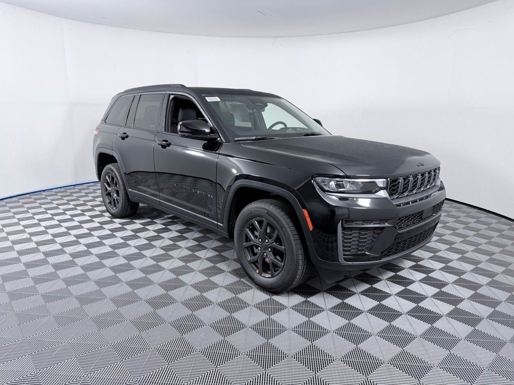 New 2027 Jeep Grand Cherokee 2 Row LAREDO 4X Sport Utility