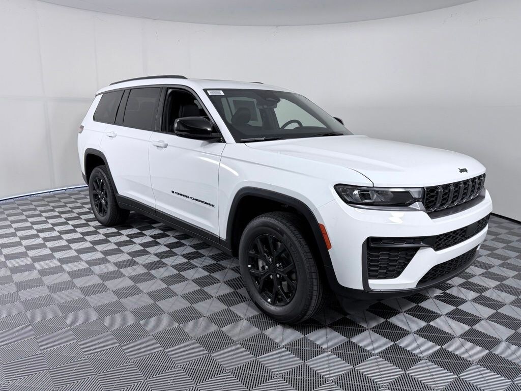 New 2026 Jeep Grand Cherokee L LAREDO ALTITUDE 4X2 Sport Utility