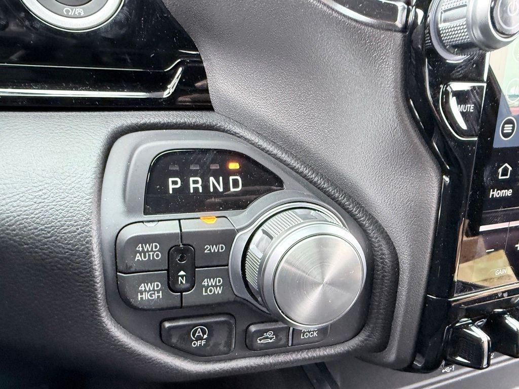 2026 RAM 1500 Laramie - Photo 17