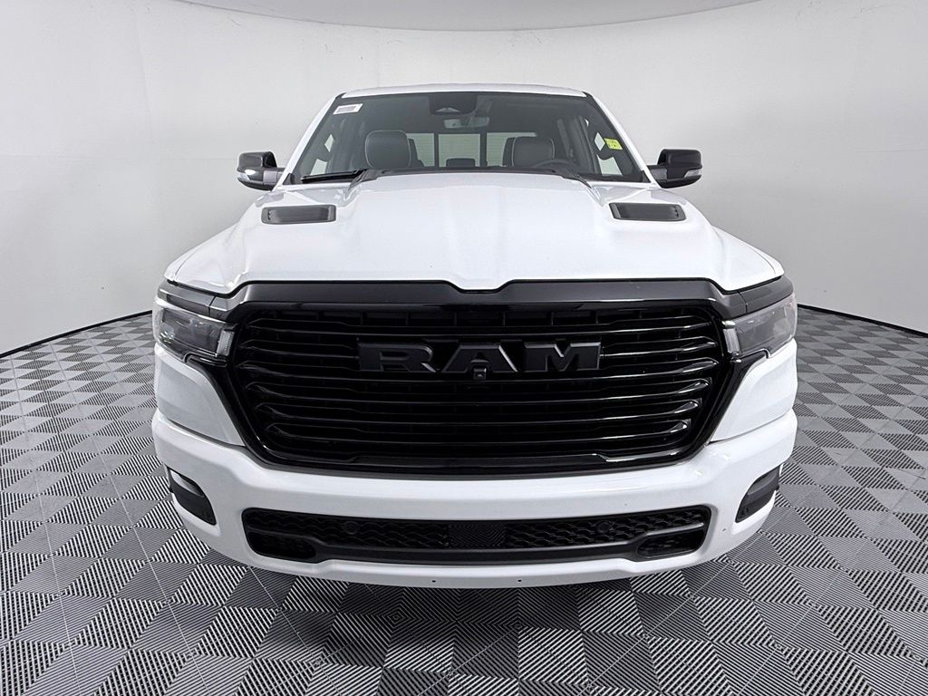 New 2027 Ram 1500 LARAMIE CREW CAB 4X4 Pickup