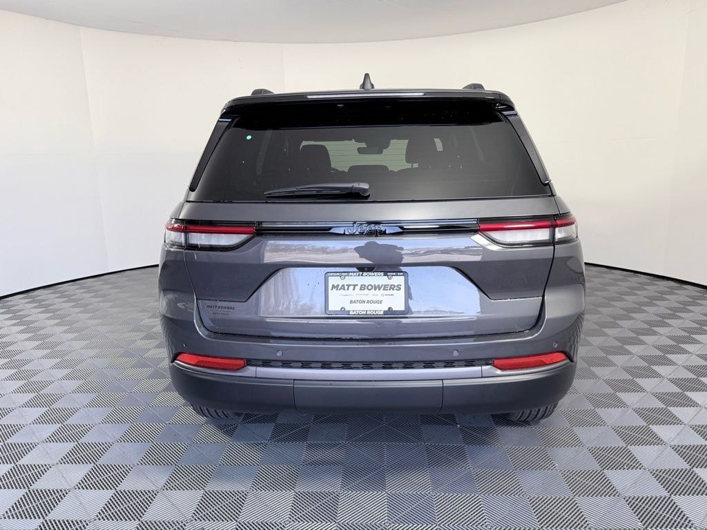 New 2026 Jeep Grand Cherokee LAREDO ALTITUDE 4X2 Sport Utility