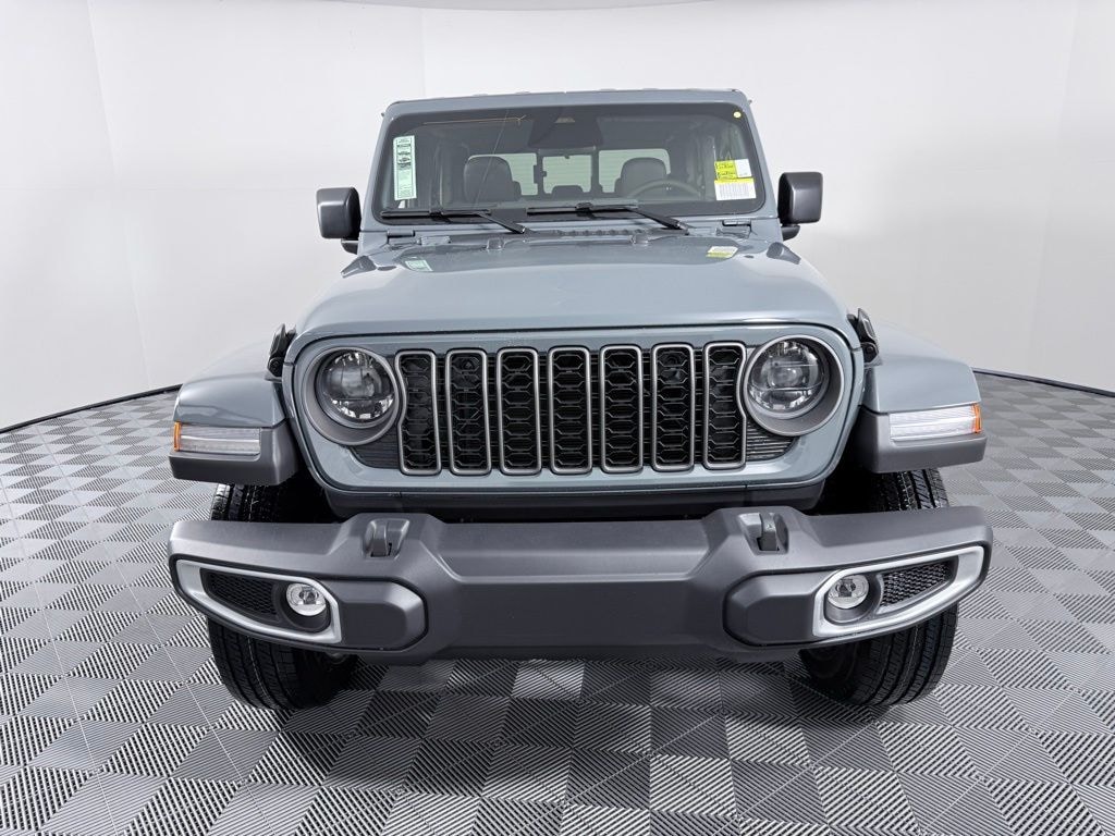 New 2026 Jeep Gladiator SAHARA 4X4 Pickup
