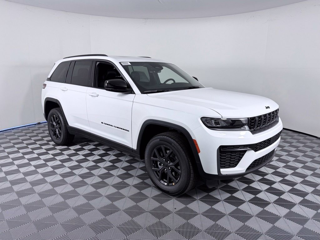 New 2027 Jeep Grand Cherokee LAREDO ALTITUDE 4X2 Sport Utility