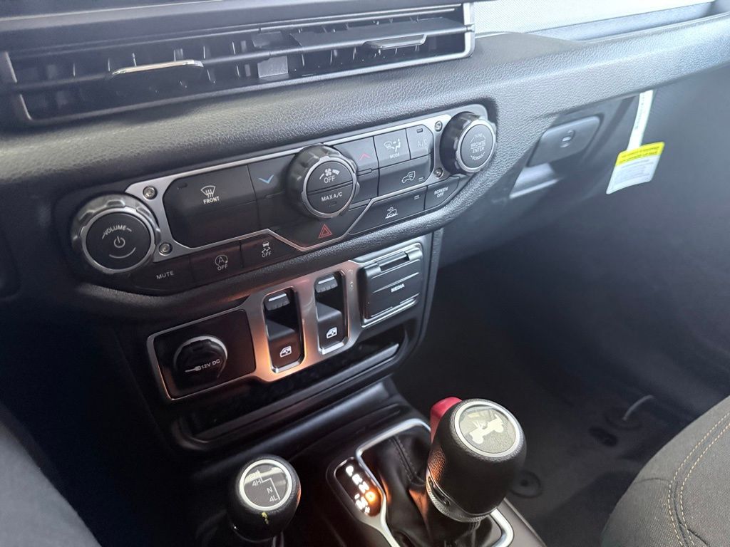 2026 Jeep Wrangler 2-Door Sport - Photo 15