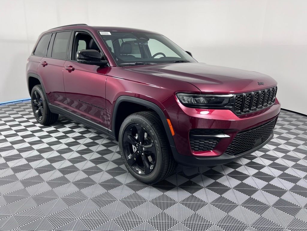 New 2025 Jeep Grand Cherokee ALTITUDE X 4X2 Sport Utility