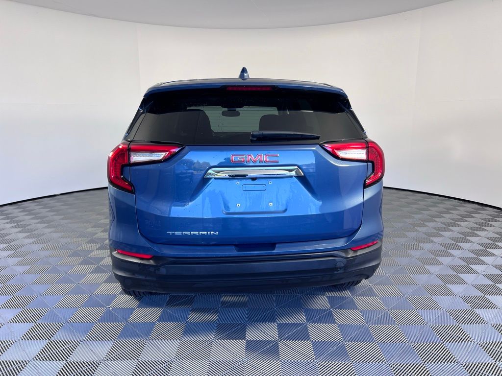 2024 Gmc Terrain SLE photo 2