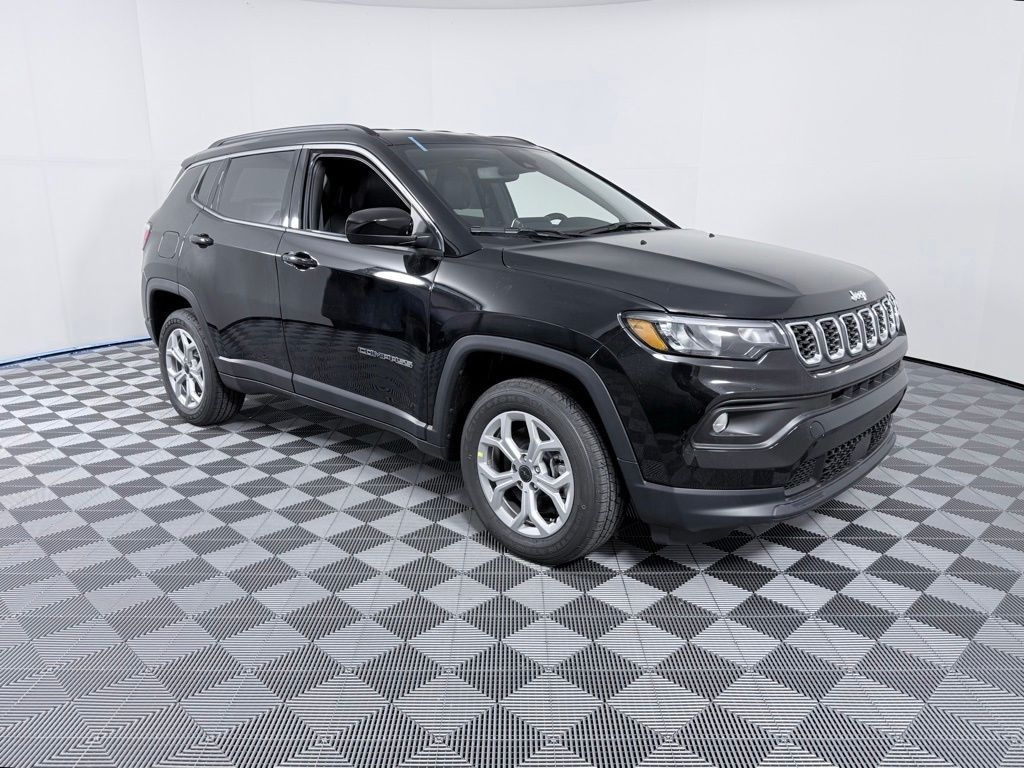 New 2026 Jeep Compass LATITUDE 4X4 Sport Utility