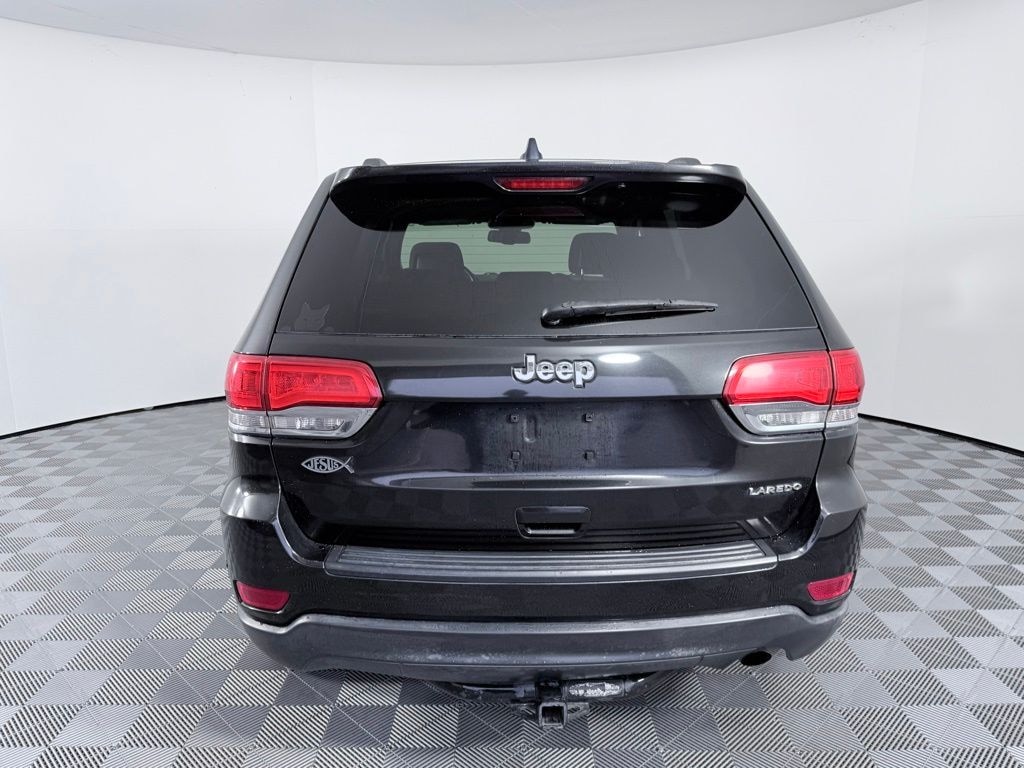 Used 2015 Jeep Grand Cherokee Laredo 4x2 SUV