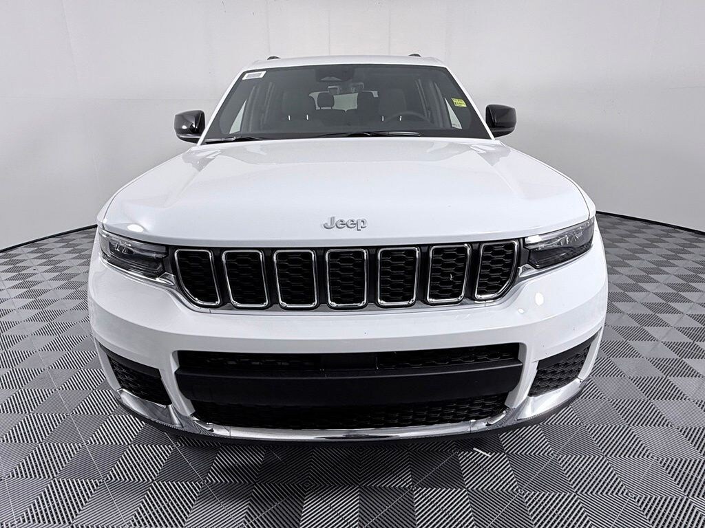 New 2026 Jeep Grand Cherokee L LAREDO 4X2 Sport Utility