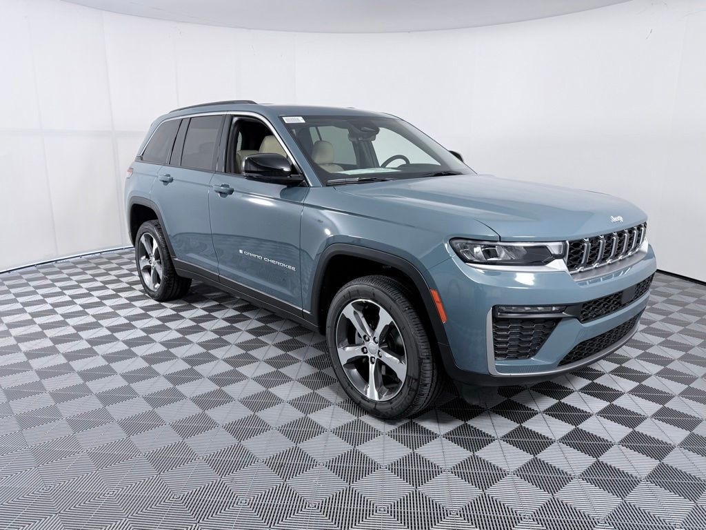 New 2026 Jeep Grand Cherokee LIMITED 4X2 Sport Utility