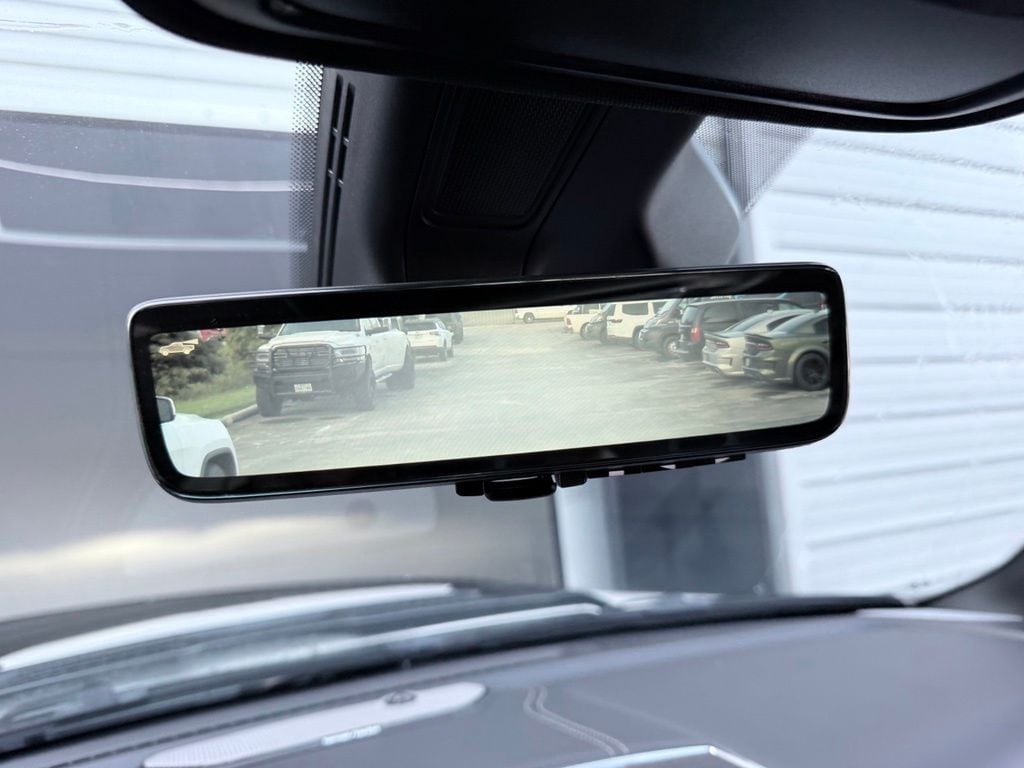 2026 RAM 1500 Laramie - Photo 15