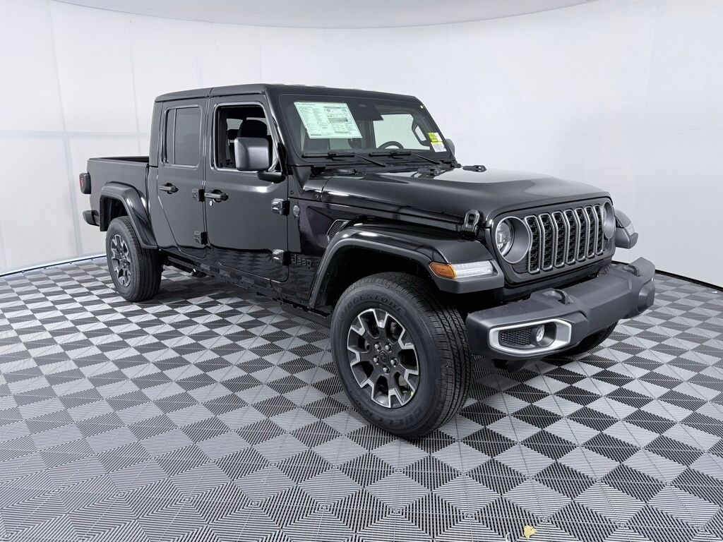 New 2026 Jeep Gladiator SAHARA 4X4 Pickup