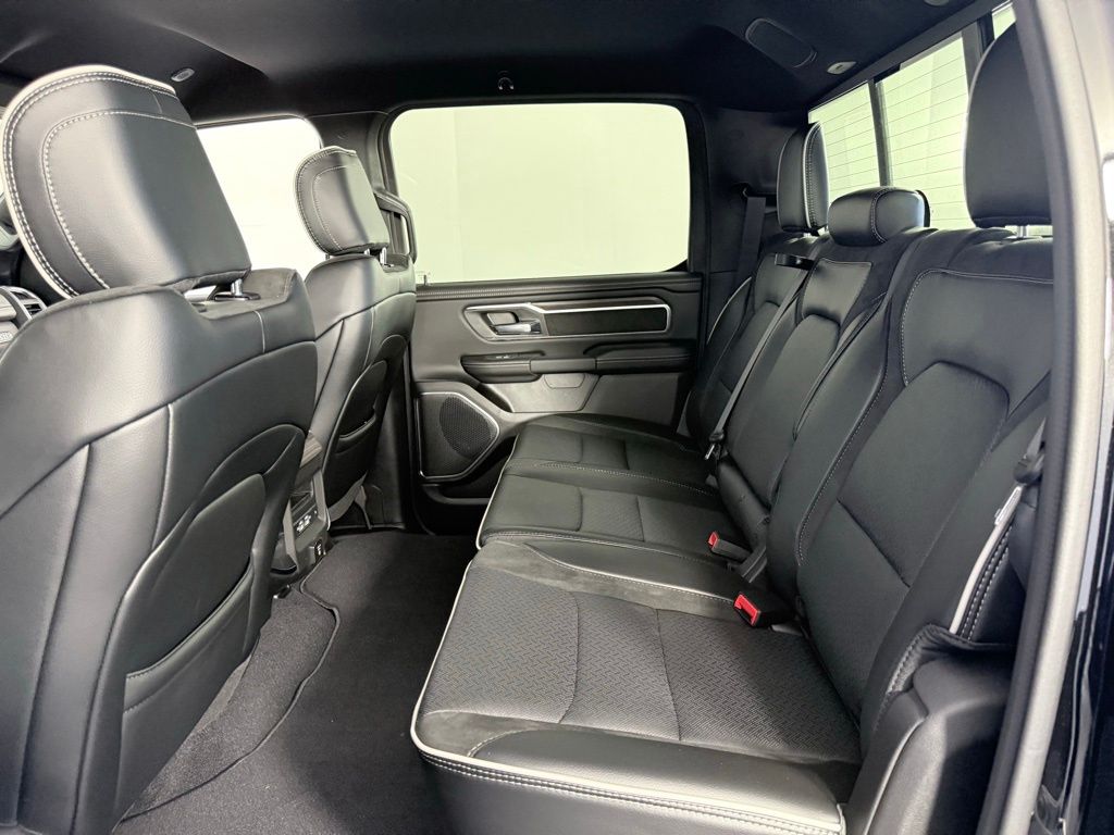 2026 RAM 1500 Laramie - Photo 17