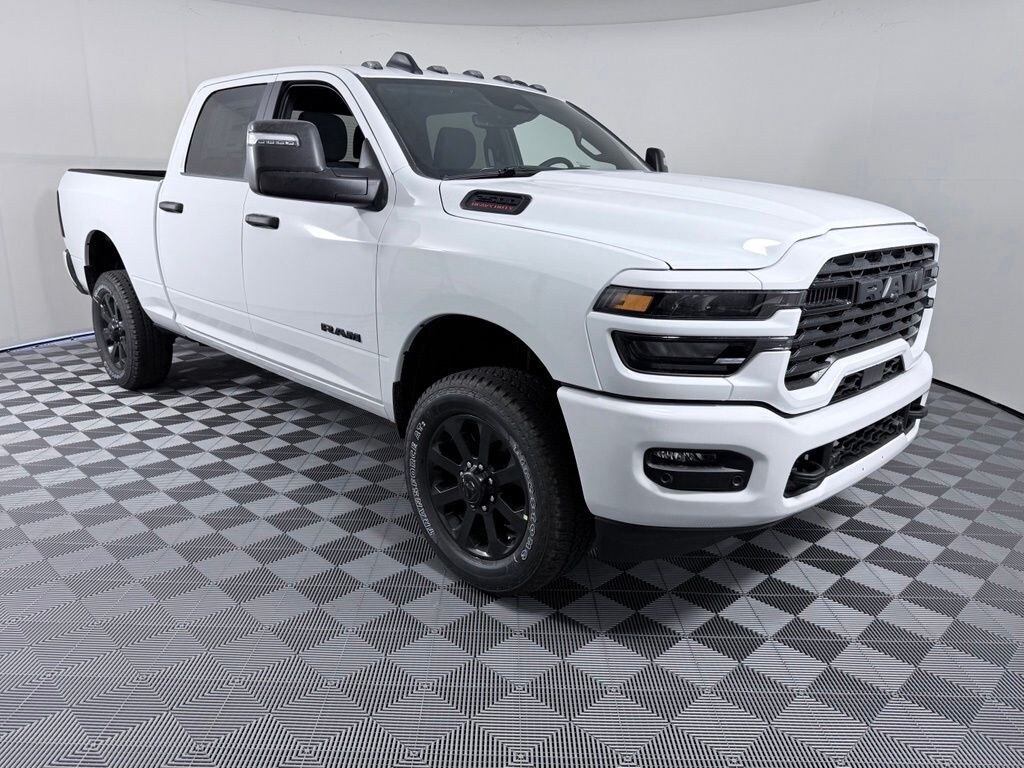 New 2026 Ram 2500 BIG HORN CREW CAB 4X4 6'4 BOX Pickup