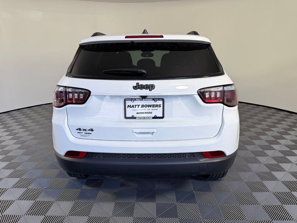 New 2026 Jeep Compass Latitude Sport Utility