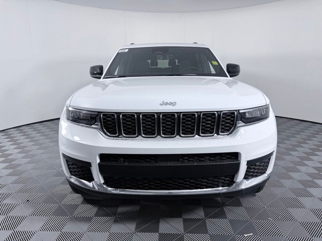 New 2026 Jeep Grand Cherokee L LAREDO 4X2 Sport Utility
