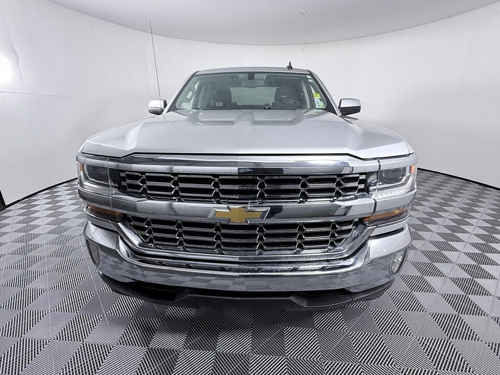 Used 2018 Chevrolet Silverado 1500 LT w/1LT Truck Crew Cab