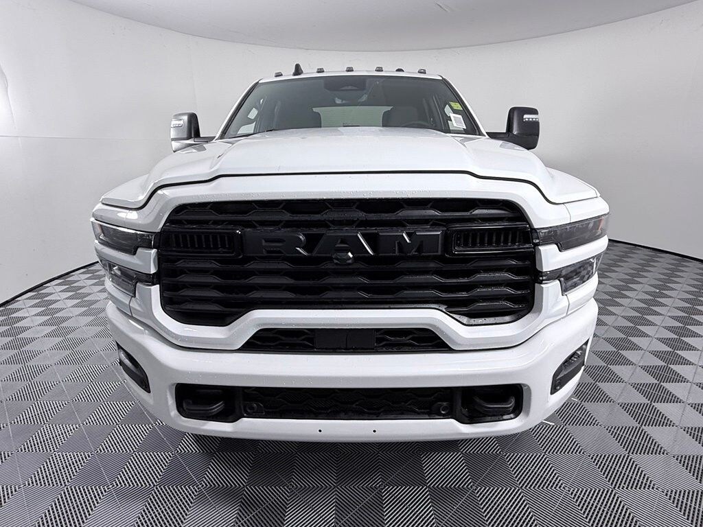 New 2026 Ram 2500 BIG HORN CREW CAB 4X4 6'4 BOX Pickup