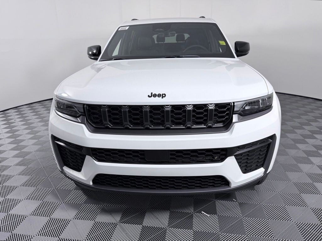 New 2026 Jeep Grand Cherokee L LAREDO ALTITUDE 4X2 Sport Utility