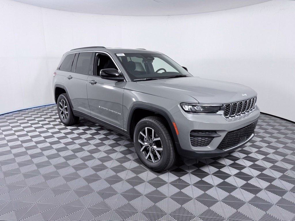 New 2027 Jeep Grand Cherokee LAREDO 4X2 Sport Utility