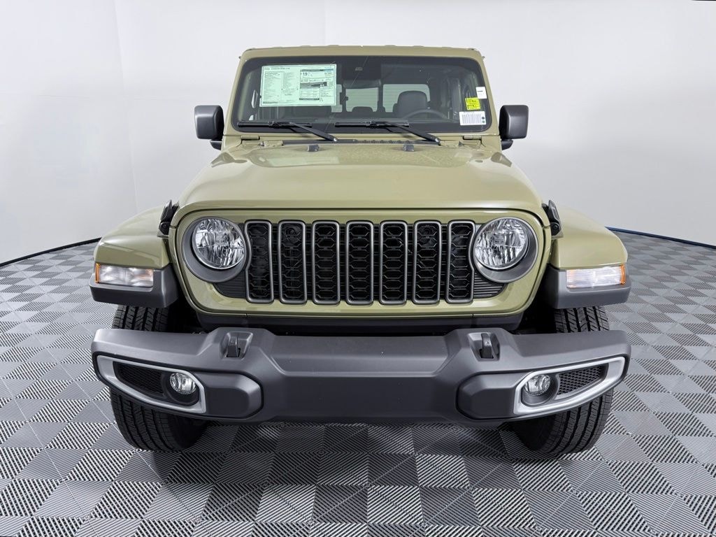 New 2025 Jeep Gladiator SPORT S 4X4 Pickup