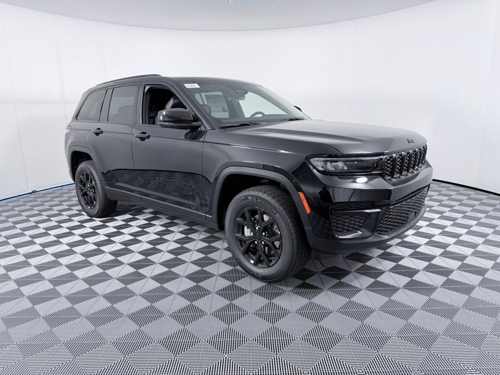New 2025 Jeep Grand Cherokee ALTITUDE X 4X2 Sport Utility
