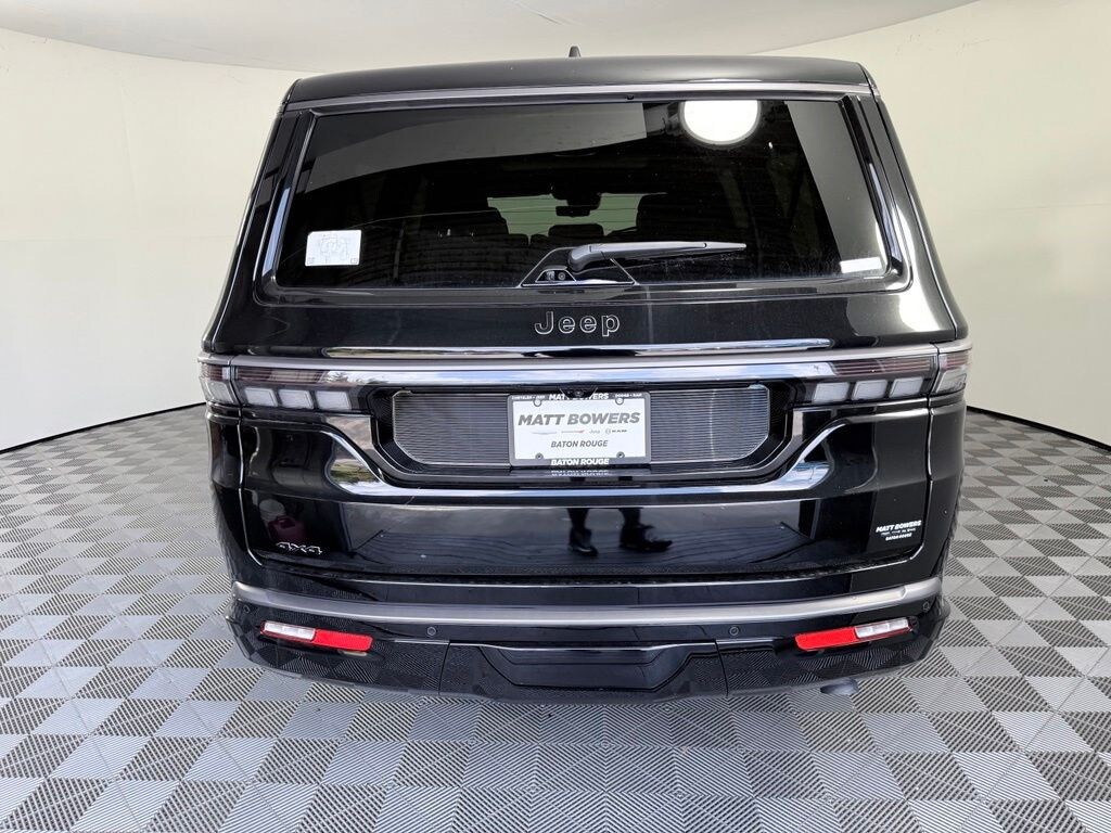 New 2026 Jeep Grand Wagoneer L SUMMIT RESERVE 4X4 Sport Utility