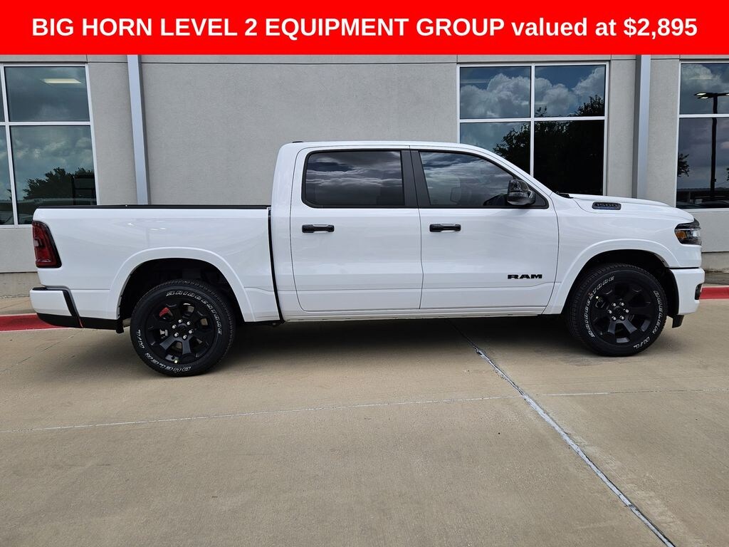 New 2026 Ram 1500 LONE STAR CREW CAB 4X2 5'7 BOX Pickup