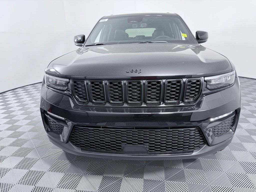 New 2025 Jeep Grand Cherokee LIMITED 4X2 Sport Utility