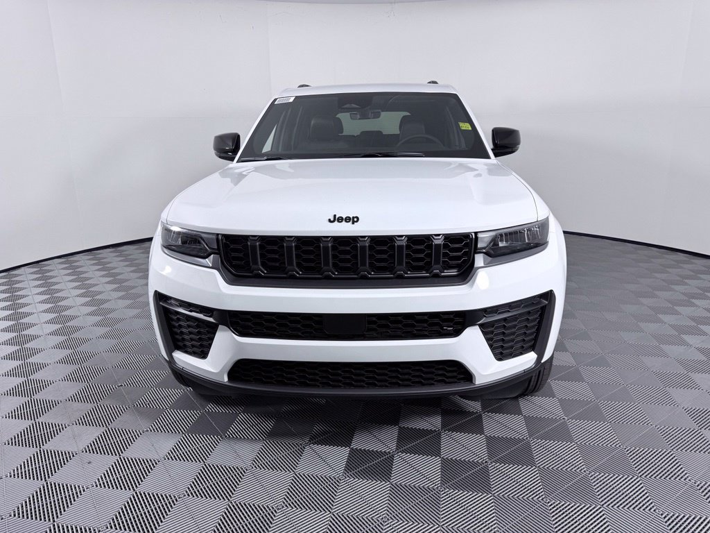 New 2027 Jeep Grand Cherokee LAREDO ALTITUDE 4X2 Sport Utility