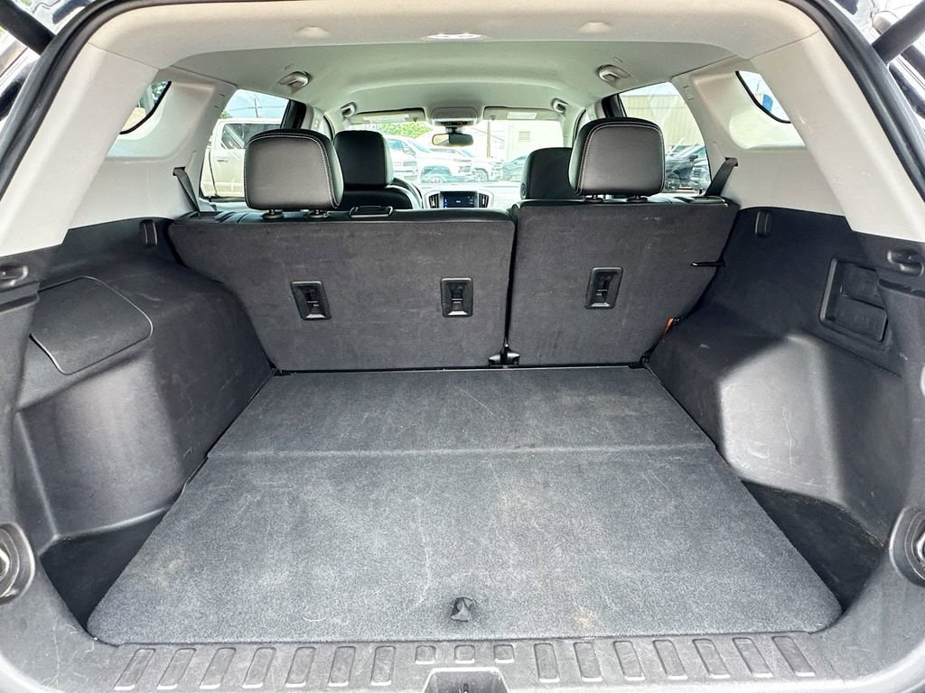 2024 GMC Terrain SLT FWD's photo