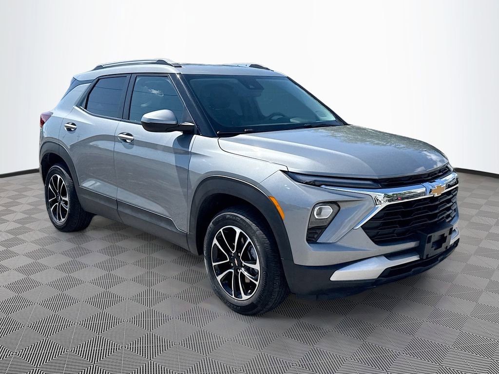 Used 2025 Chevrolet Trailblazer LT SUV
