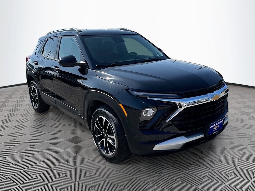 Used 2025 Chevrolet Trailblazer LT SUV