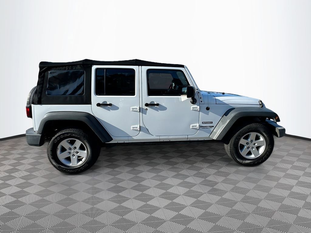 2018 Jeep Wrangler Unlimited Sport S photo 2