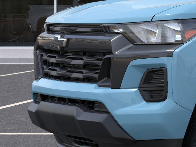 2025 Chevrolet Colorado LT - Photo 13