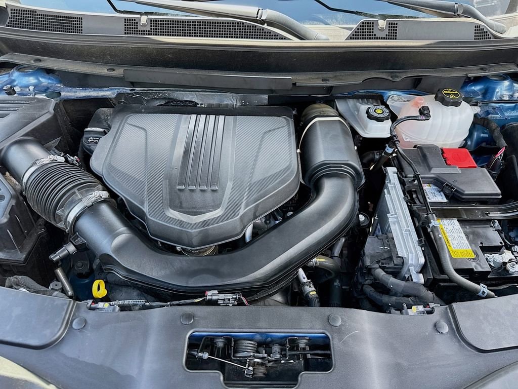 2025 Chevrolet Traverse LT - Photo 30